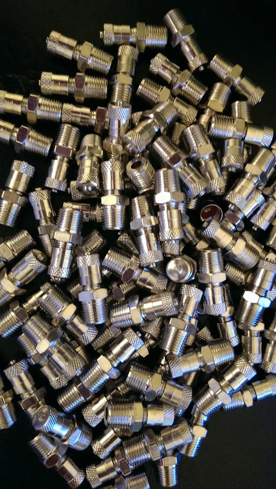 Schrader valve 1/8” NPT 1pc.
