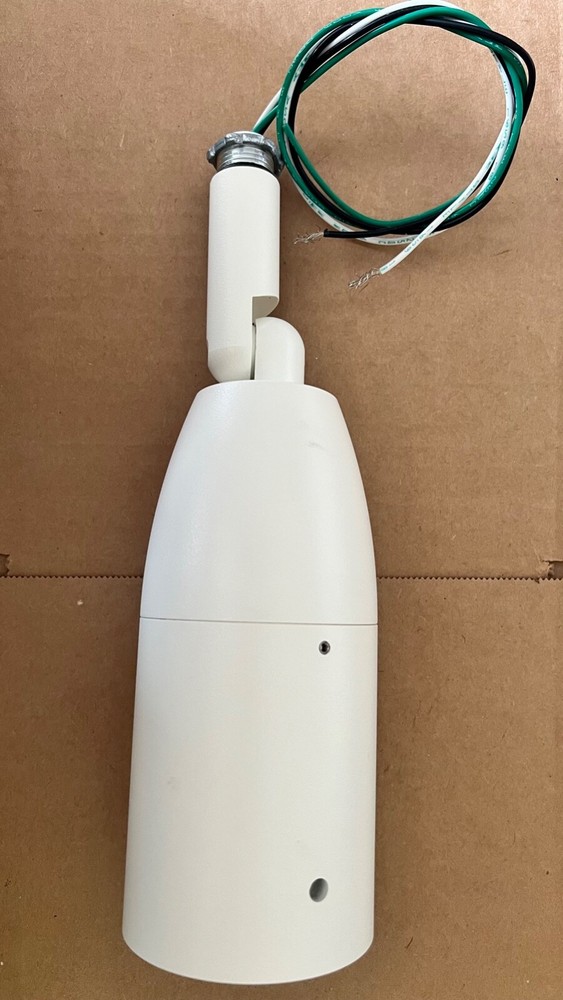 Winona Lighting W1 50W 120V Par 20 White Cast Wet Location Rated Fixture