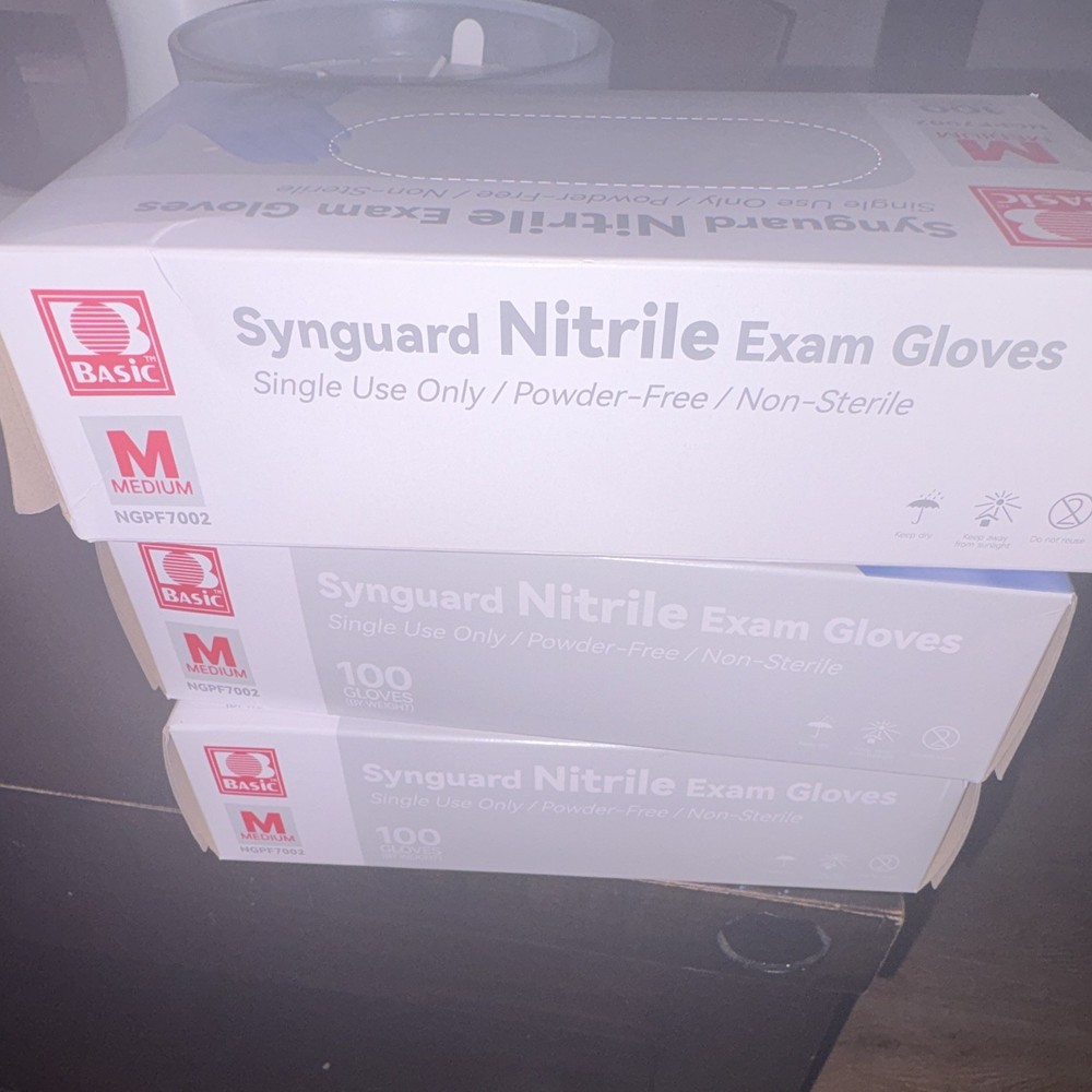 Basic Synguard Nitrile Exam Gloves, Powder-Free, Medium, NGPF7002