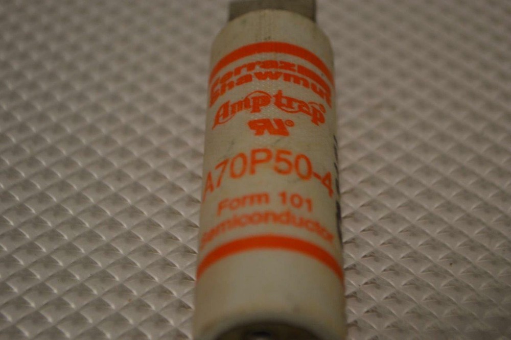 ONE NEW FERRAZ SHAWMUT AMPTRAP FUSE A70P50-4.