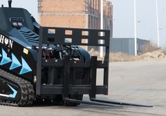 Mini Skid Steer Pallet Fork Hay Spear Frame 1000mm – Ft TYPHON STOMP X1300 & 509