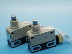 1PC New Omron D4E-1C20N Limit Switch D4E1C20N Free Shipping