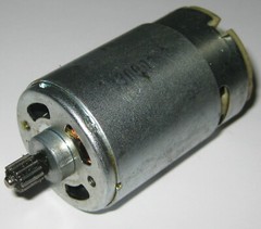 24 V – 1800 RPM – Slow Speed Electric DC Motor w/ 12T Steel Gear – High Torque