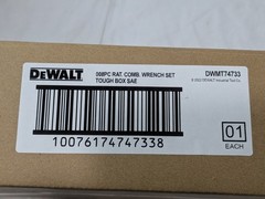 DeWalt 8 Piece Ratcheting SAE Combination Wrench Set DWMT74733