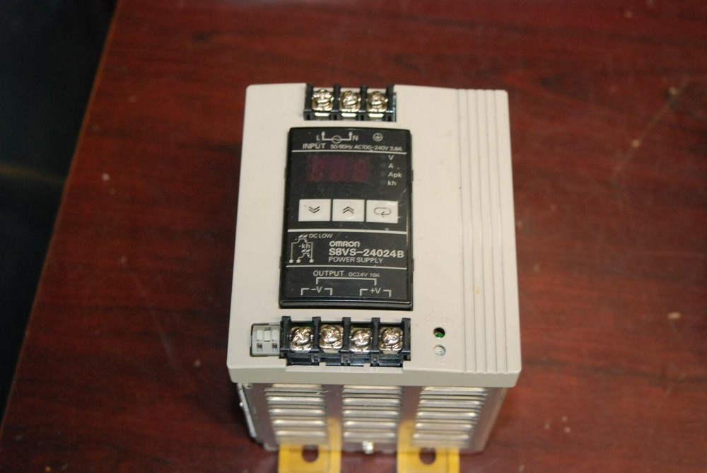Omron S8VS-24024B, 24V DC Power Supply, 10A, Removed from Working Machine