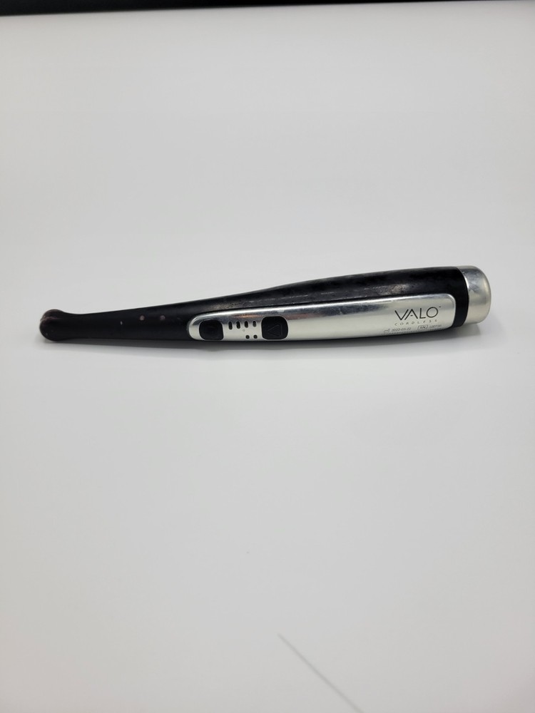Ultradent Valo Curing Light – SEE DESCRIPTION