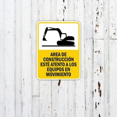 Portrait Round Plus Area de Construcción Esté Atento a Los Equipos