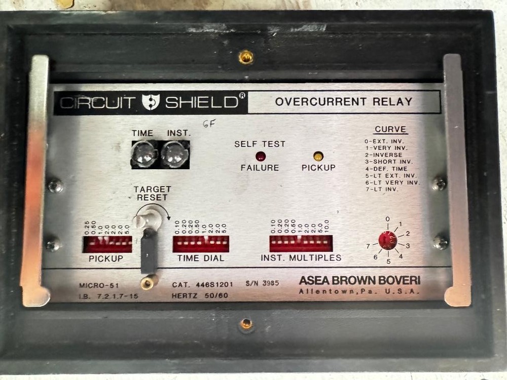 ASEA Brown Boveri Circuit Shield Overcurrent Relay MICRO-51 446S1201 50/60Hz