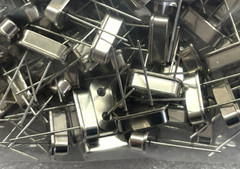 (100 PIECE LOT) R49SDA-048000-310-BCB-1CA, XTAL 48.000MHz, 10PF, 10PPM TOL, 49US