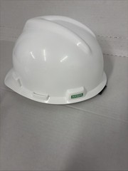 MSA 475358 V-Gard White Hard Hat Safety Helmet Standard Suspension NEW T1