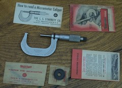 The L.S. Starrett Co. No. 2RL 1-2″ Outside Micrometer Satin Chrome .001″ 137 STD
