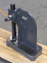 Single Leverage Arbor Press 3 Ton Max. Pressure 18″ Stroke MISSING LEVER