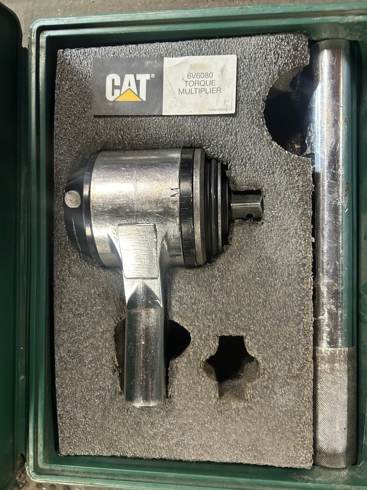 CAT Model 6V6080 Torque Multiplier 3200ft pounds – 1” drive, 1/2 input Good cond