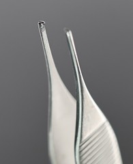 Symmetry 30-1186 Adson Tissue Forceps, 1×2 Teeth, 1mm Wide Jaw, STR, 4.75″