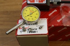 New Starrett METRIC No. 657 Magnetic Base Back PlungerDial Indicator Set 0-5mm