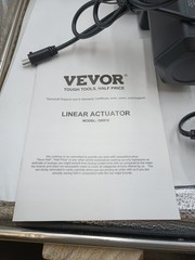 VEVOR LINEAR ACTUATOR OK618 REMOTE CONTROLLED 24V 1000N 330MM IP44 AC100-240V