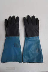 Mapa Professional Temp-Tec 332 NL517 17″ Neoprene Coated Gloves Pair Size 8