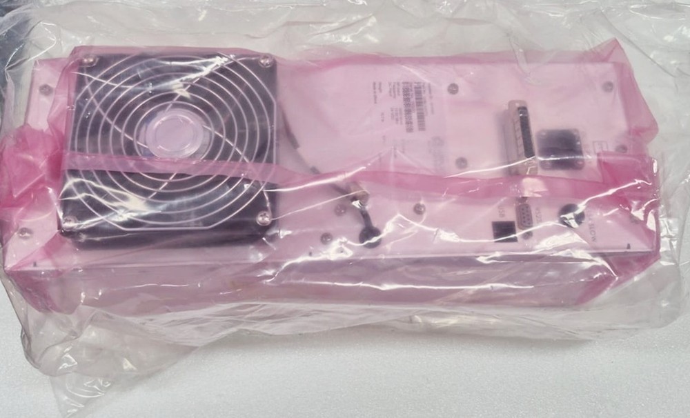 AMAT 0190-52073 1000Vrms 20Arms 13.56MHz COMET RF MATCHING NETWORK AUTO MATCH