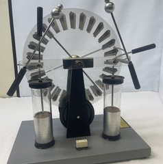 Premium Wimshurst Generator – 15″ – Up to 75,000 Volts – Eisco Labs
