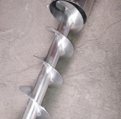 Flour Screw Feeding Vibrating Hopper Inclined Conveyor Machine Auger Feeder CE