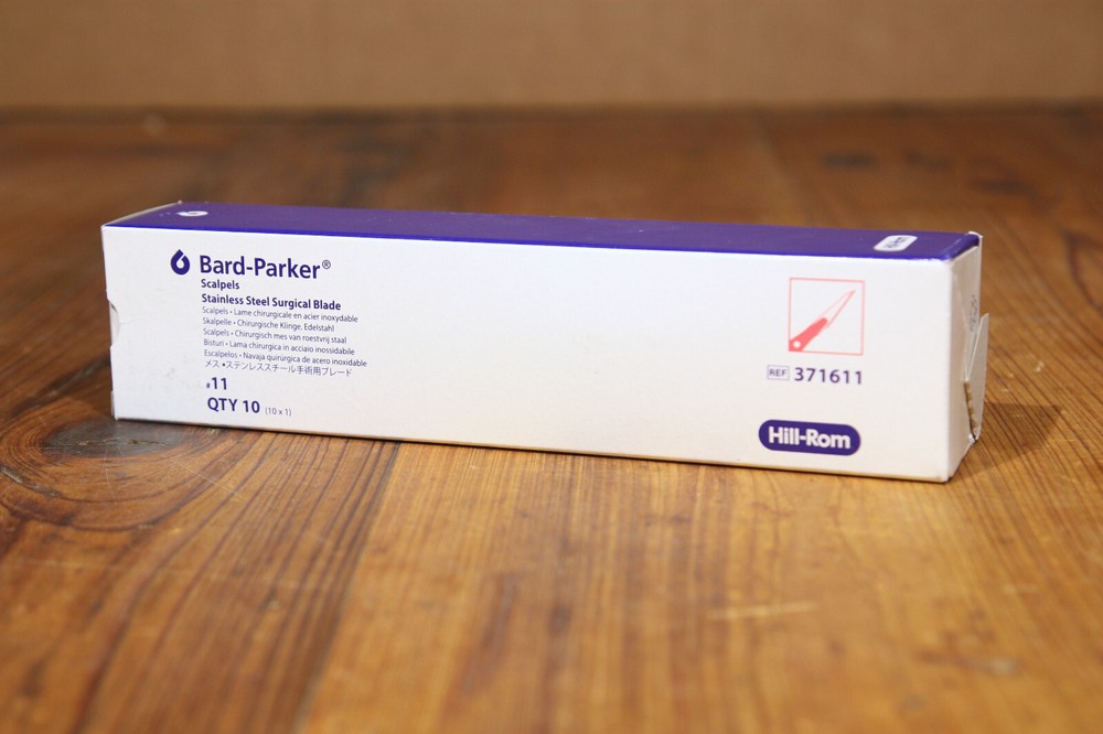 Bard Parker #11 Disposable Scalpel Stainless Steel Surgical Blade BX 10 371611