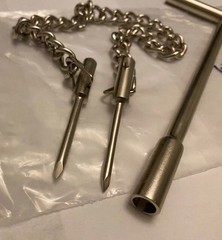 WM9673423—CHARNLEY RETRACTOR WITH 2 PIN AND HEAVY CHAIN AND T -HANDLE