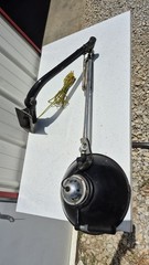 Pelton E&O Dental Exam Operating Light Vintage W/Wall Mount And Adjustable Arm