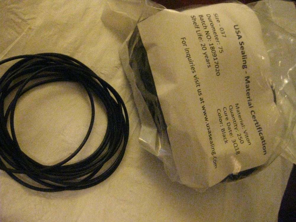 USA SEALING ZUSAVB75037 Black Viton O-Ring, Dash 037, Package of 10