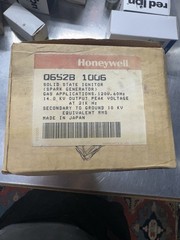 New Honeywell Q652B1006 Solid State Ignitor Gas Applications 120V 14.0KV Output