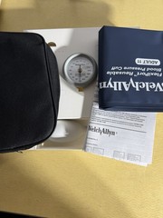 Welch Allyn Durashock DS44-11C Adult Blood Pressure Cuff & Case Sphygmomanometer