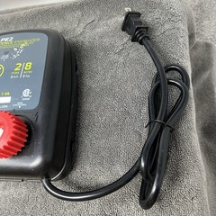 Patriot PE2 Electric Fence Energizer Pre-owned