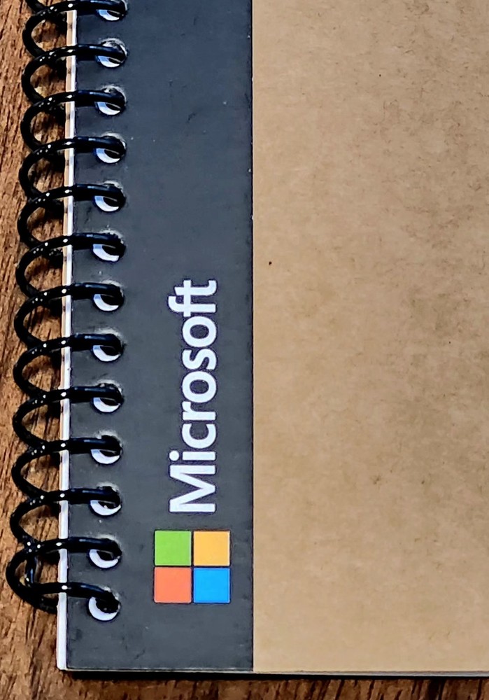 RARE BRAND NEW OFFICIAL MICROSOFT BLACK BINDING NOTE PAD 75 PAGES PAPER JOURNAL