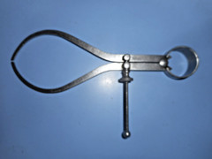 BROWN & SHARPE No 811, 7″ OUTSIDE AND UNBRANDED INSIDE CALIPERS