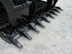 72″ Severe Duty Rock Grapple Bucket with Teeth Skid Steer Loader Attachment