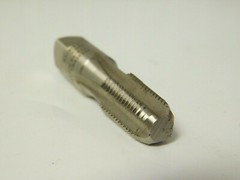 Hertel Standard Pipe Tap HSS 1/4-18 NPTF 2-7/16″ OAL 4FL 75622548