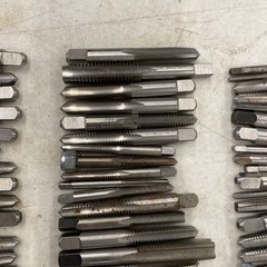 Lot of 100 plus Assorted Machinist Taps Made In The USA, READ Description M0939