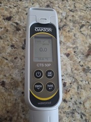 USED Oakton CTSTestr 50P Conductivity/TDS/Salinity Tester UX-35634-55 NEW BATTER