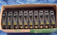 Lot of 10# Square D QOB120 20 amp single pole bolt-on breaker