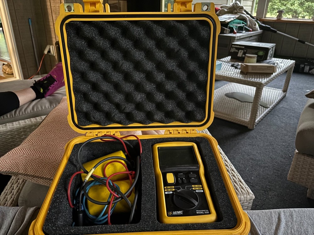 AEMC Model 1035 Megohmmeter ESD Floor Kit for Point to Point/Point to Gound test