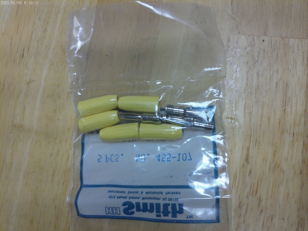 Lot/5 Vintage HH Smith 455 YELLOW Solderless Banana Male Plug,15 Amps 1 KV.NOS