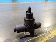 BTM COMPANY LOCKING PIN LOCATOR LPLC38-G-24.80-PT-SH-BL-PDC