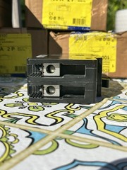 Square D EDB24100 100A 2-Pole 480Y/277V AC Circuit Breaker Thermal Overload