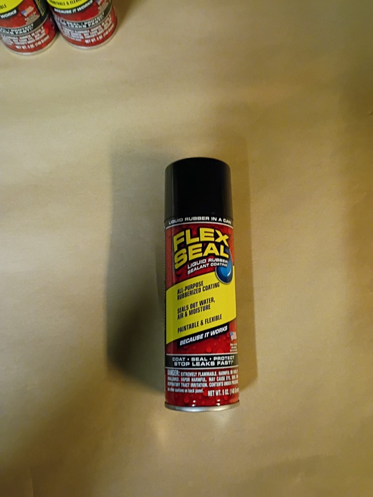 Flex Seal Liquid Rubber Sealant Coating, Stops Leaks Fast, Wet Or Dry -5 oz.