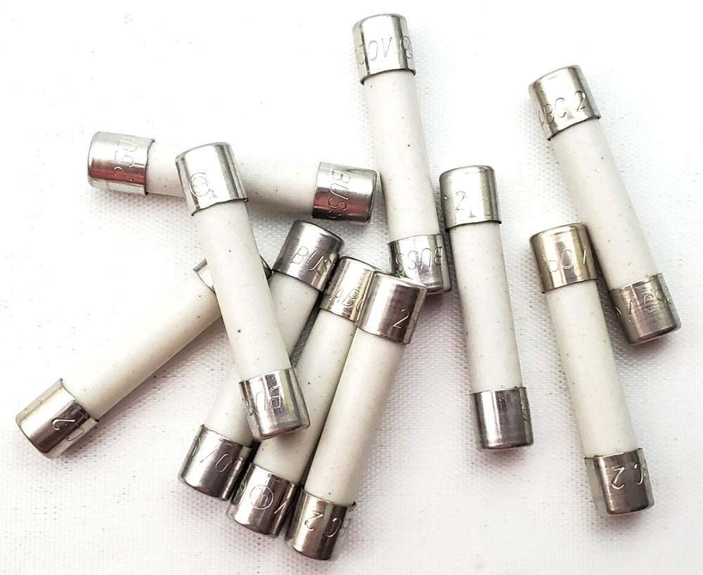 Lot of 10 Bussmann ABC2 250 Volt 2 Amp Ceramic 1/4″ x 1-1/4″ Fast Acting Fuses