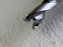 Iscar .413″ Coolant Thru Indexable Drill 5/8″ Shank DCN 0413-331-063A-8D