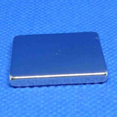 Neodymium Block Magnet 3/4 inch x 3/4 x 1/8 Thick – Higher N48 Power