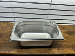 Winco 1/4 Size Steam Table Pan 6.5″ x 10.5″ x 4″ New