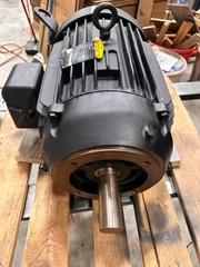 Baldor 15 HP Super E Reliance Motor PH 3 35/17.5 AMPS VOLTS: 230/460