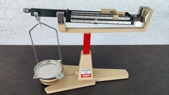Ohaus Cent-O-Gram Beam Balance 311g Laboratory Scale