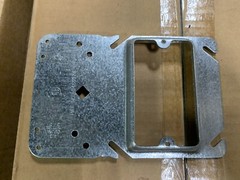 (10 Lot) Crouse Hinds TP31000 Steel 1-Gang Outlet Box Uni-Mount Cover 4″ x 5/8″